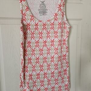 Women's slim fitting tank top.